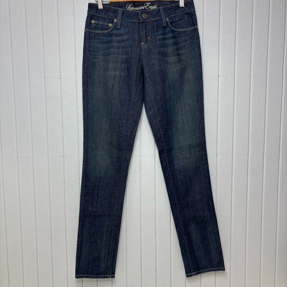 American Eagle Vintage Straight  Dark Blue Denim Jeans Size 6 Reg Live your Life